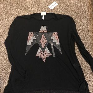 Light graphic long sleeve top